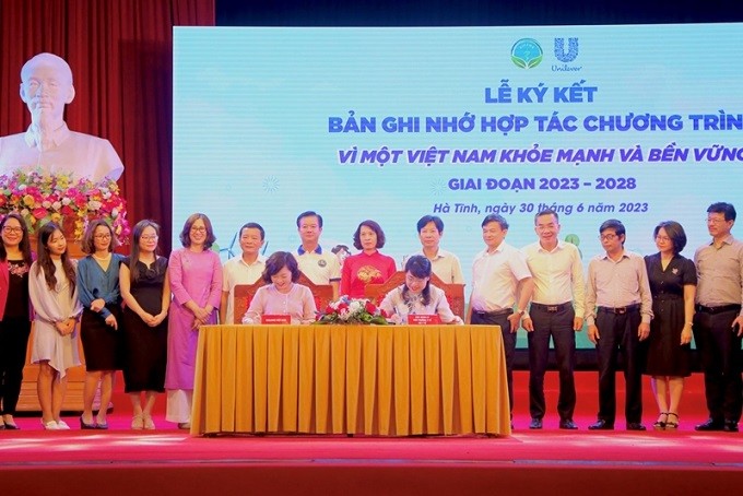 Mít tinh hưởng ứng Ngày Vệ sinh yêu nước nâng cao sức khỏe nhân dân - Vì một Việt Nam khỏe mạnh và bền vững