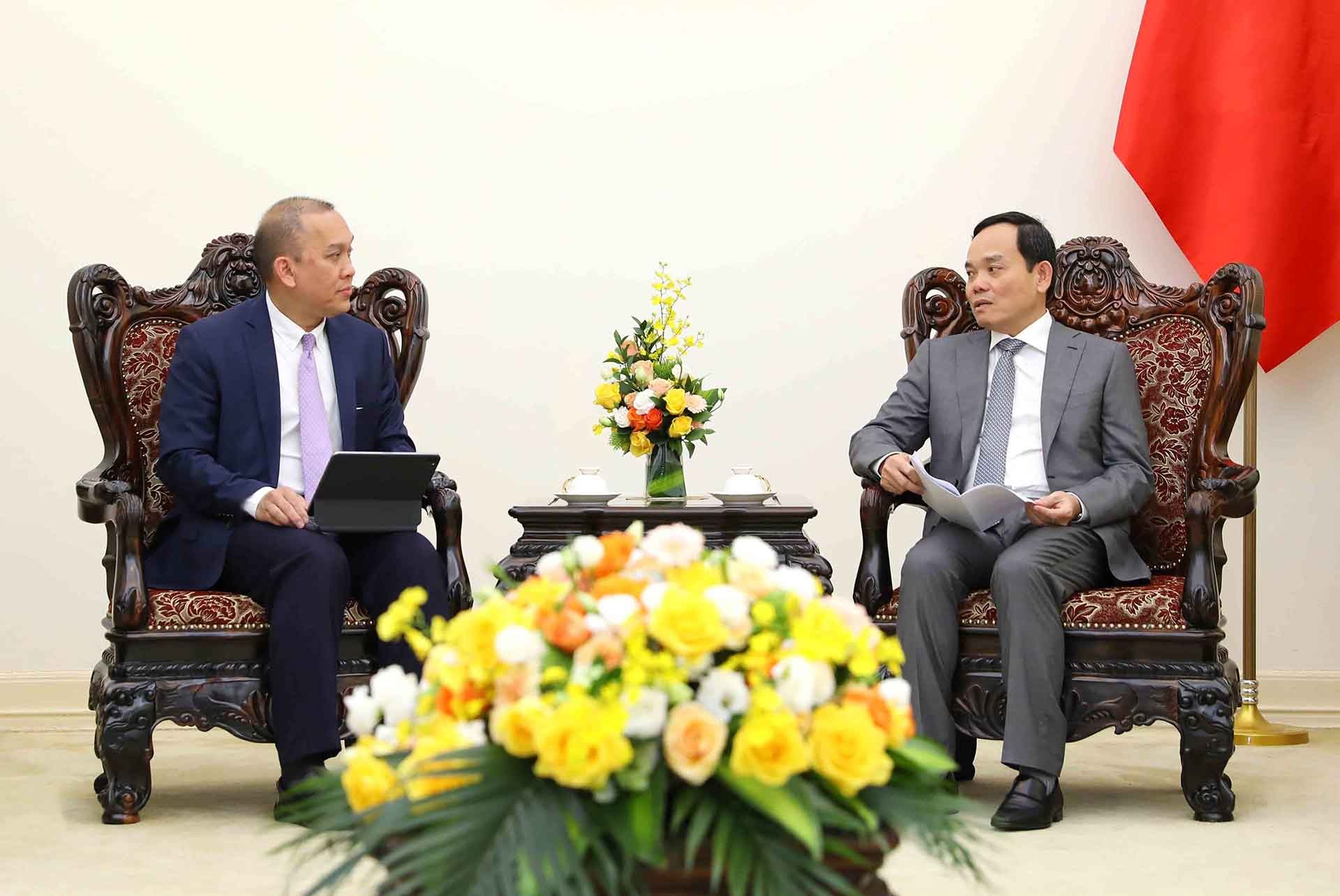 Phó Thủ tướng Trần Lưu Quang tiếp Giám đốc điều hành Văn phòng nhóm Ngân hàng Thế giới phụ trách khu vực Đông Nam Á Wempi Saputra. (Nguồn: TTXVN)