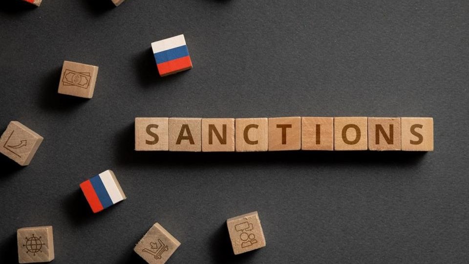Lệnh trừng phạt chống Moscow: Quyết lấp đầy 'kẽ hở', EU 'cậy nhờ' nước thứ ba, kinh tế Nga chịu tác động hữu hình