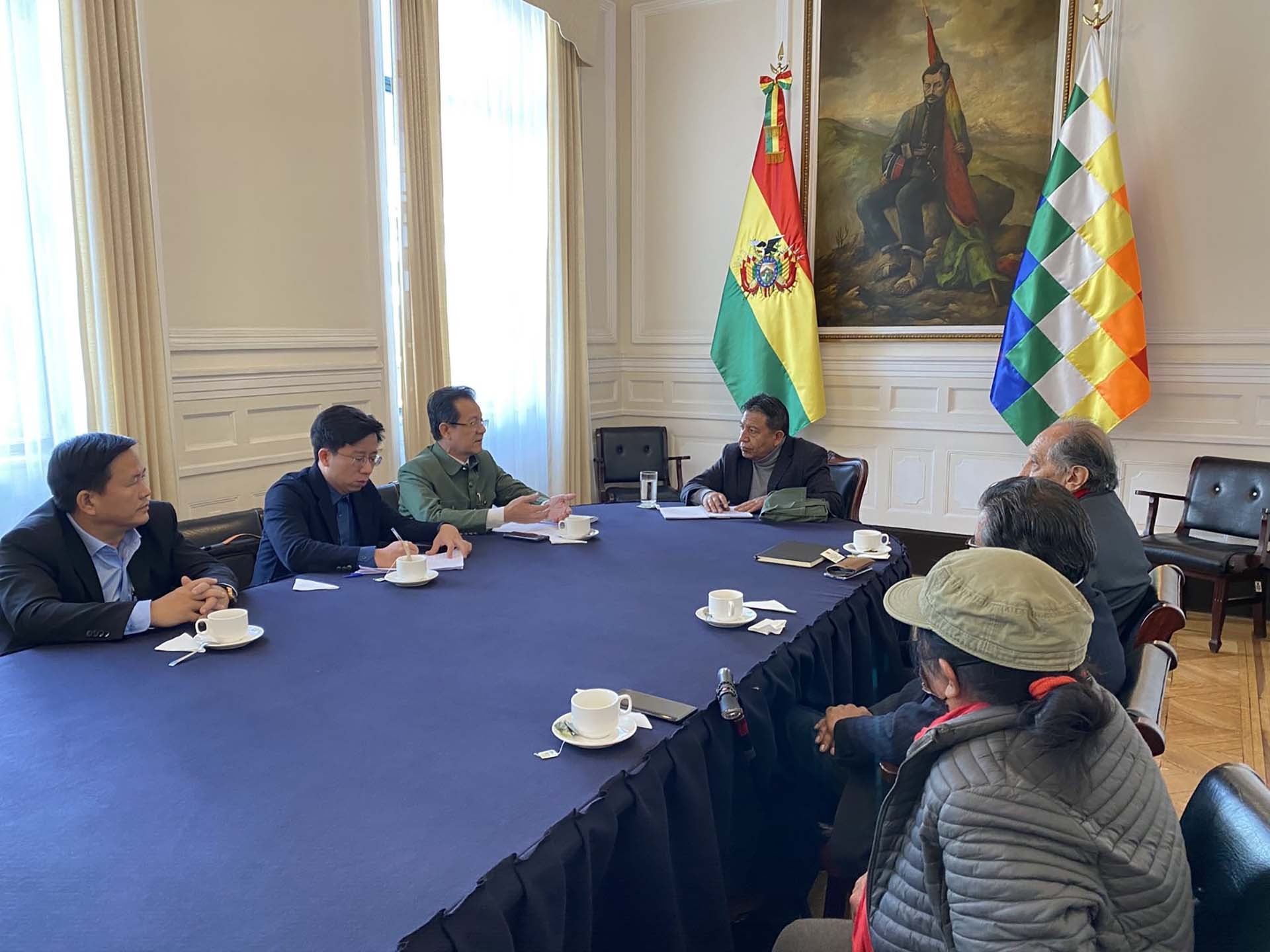 Đoàn đại biểu Đảng Cộng sản Việt Nam thăm, làm việc tại Bolivia