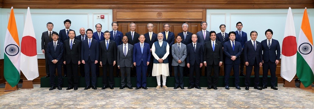 (07.07) Thủ tướng Narendra Modi, ông Suga Yoshihide và phái đoàn Nhật Bản tại New Delhi ngày 6/7/2023. (Nguồn: Kyodo)