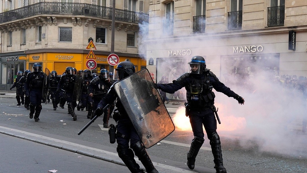 Pháp nói về vấn đề bạo lực cảnh sát tại châu Âu