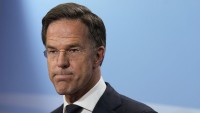 Chính phủ Hà Lan sụp đổ, Thủ tướng Rutte đã trình đơn từ chức vì lý do gì?