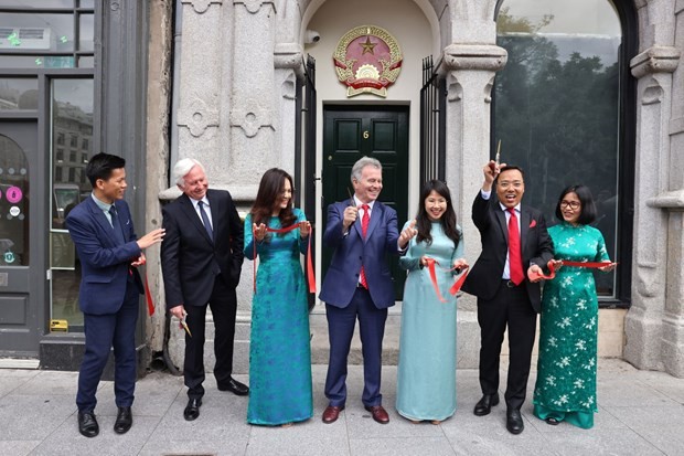 Ceremony to inaugurate Honorary Consulate Office of Vietnam in Dublin