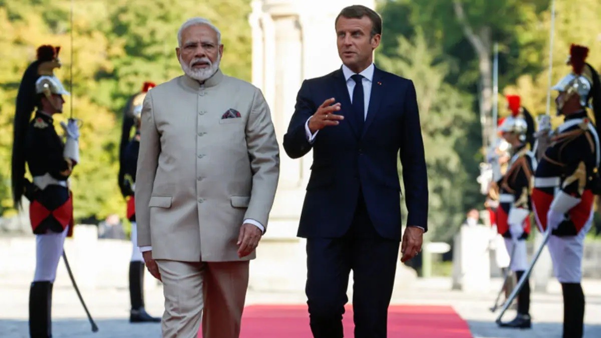 Thủ tướng Ấn Độ lên đường thăm Pháp