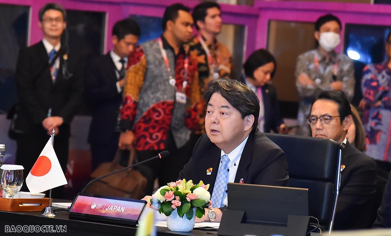 Hoạt động của Bộ trưởng Ngoại giao Bùi Thanh Sơn trong ngày thứ ba dự AMM-56