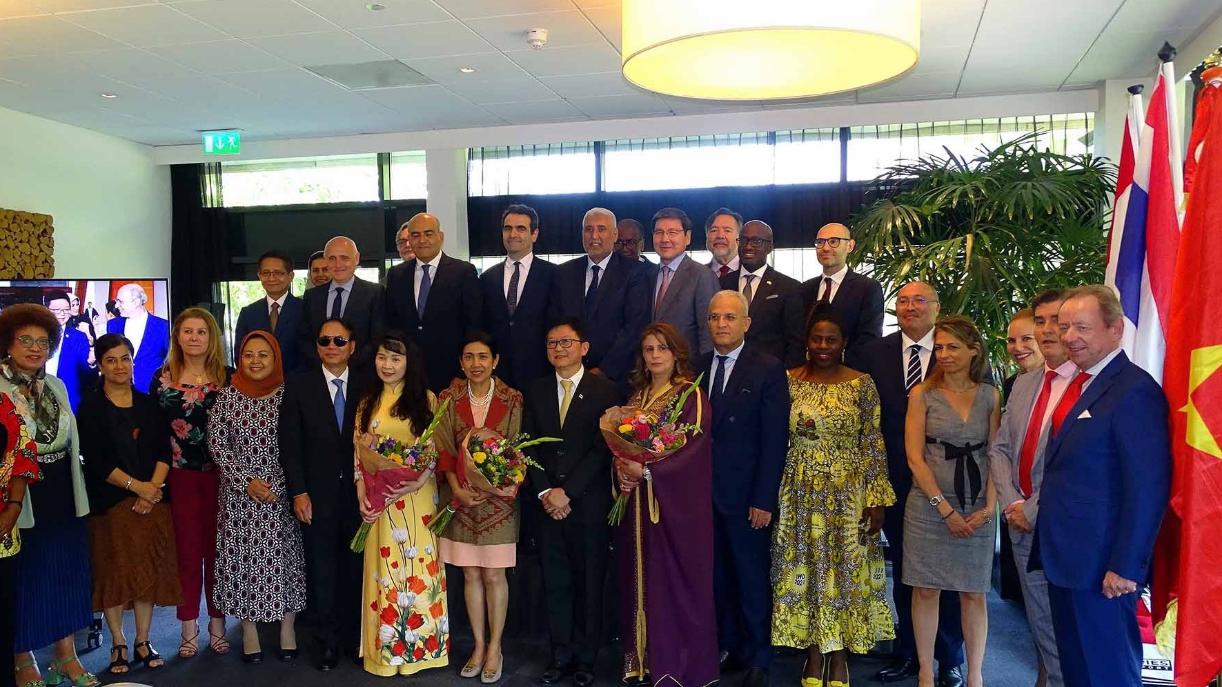 Tạp chí Diplomat tổ chức chia tay Đại sứ Việt Nam tại Hà Lan