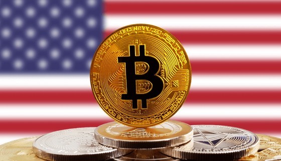 Giá Bitcoin trở lại mốc 50.000 USD lần đầu tiên kể từ năm 2021