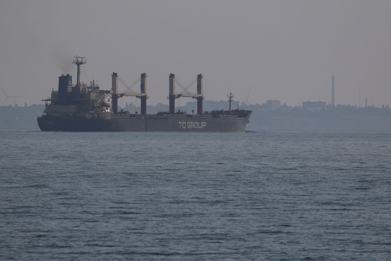 Tàu TQ Samsun treo cờ Thổ Nhĩ Kỳ đã rời cảng Odessa trên Biển Đen ngày 16/7. (Nguồn: Reuters)