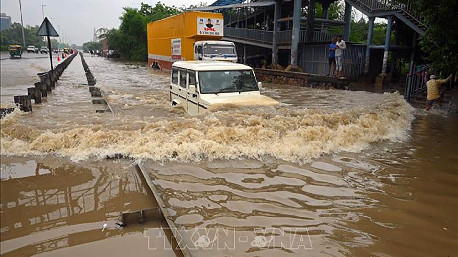 Điện chia buồn về thiệt hại do lũ lụt nghiêm trọng tại miền Bắc Ấn Độ