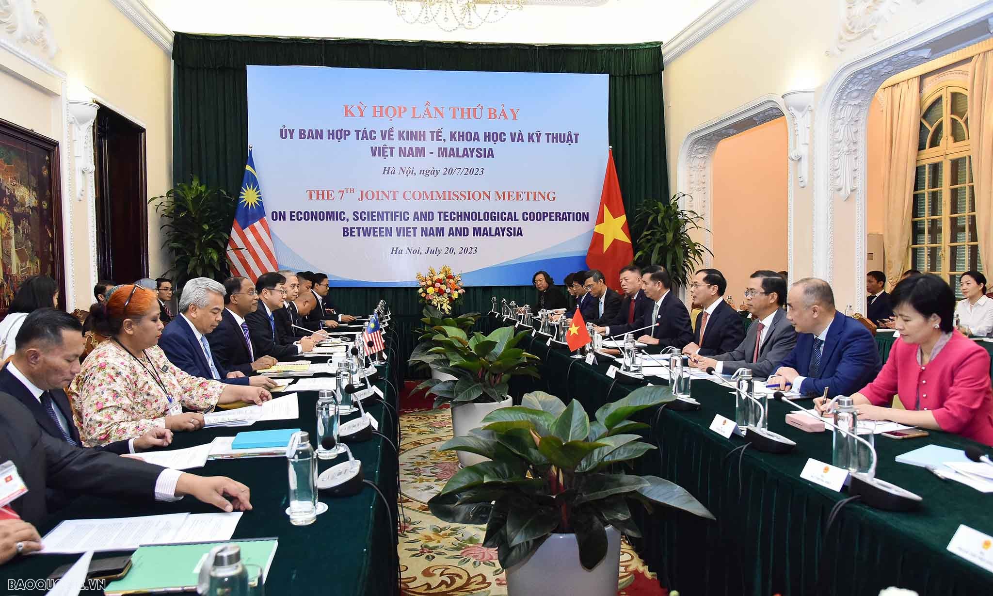 undefined Hội đàm