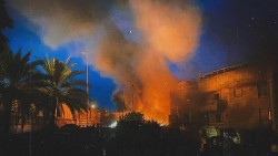 Vụ đốt kinh Qur’an: Người biểu tình phóng hỏa Đại sứ quán Thụy Điển ở Baghdad, Iraq ngay lập tức lên án