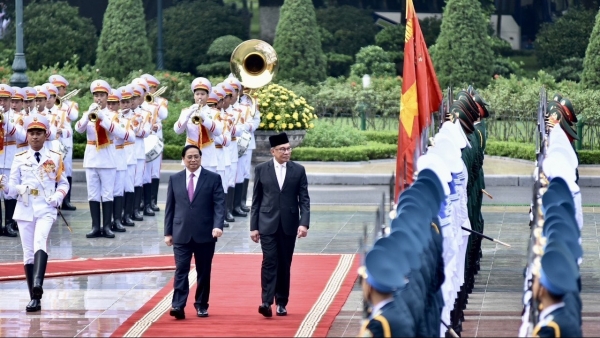 Official welcome ceremony held for Malaysian Prime Minister in Hanoi