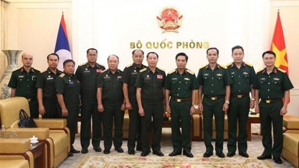 Vietnamese, Lao armies boost information, liaison cooperation