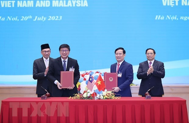 Thủ tướng Malaysia Anwar Ibrahim dự Diễn đàn Doanh nghiệp Việt Nam-Malaysia
