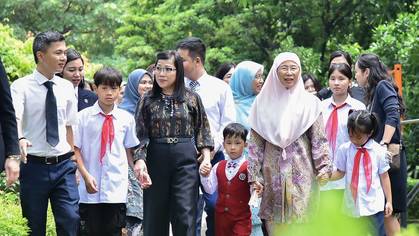 Phu nhân Thủ tướng Việt Nam và Malaysia thăm Làng trẻ em SOS