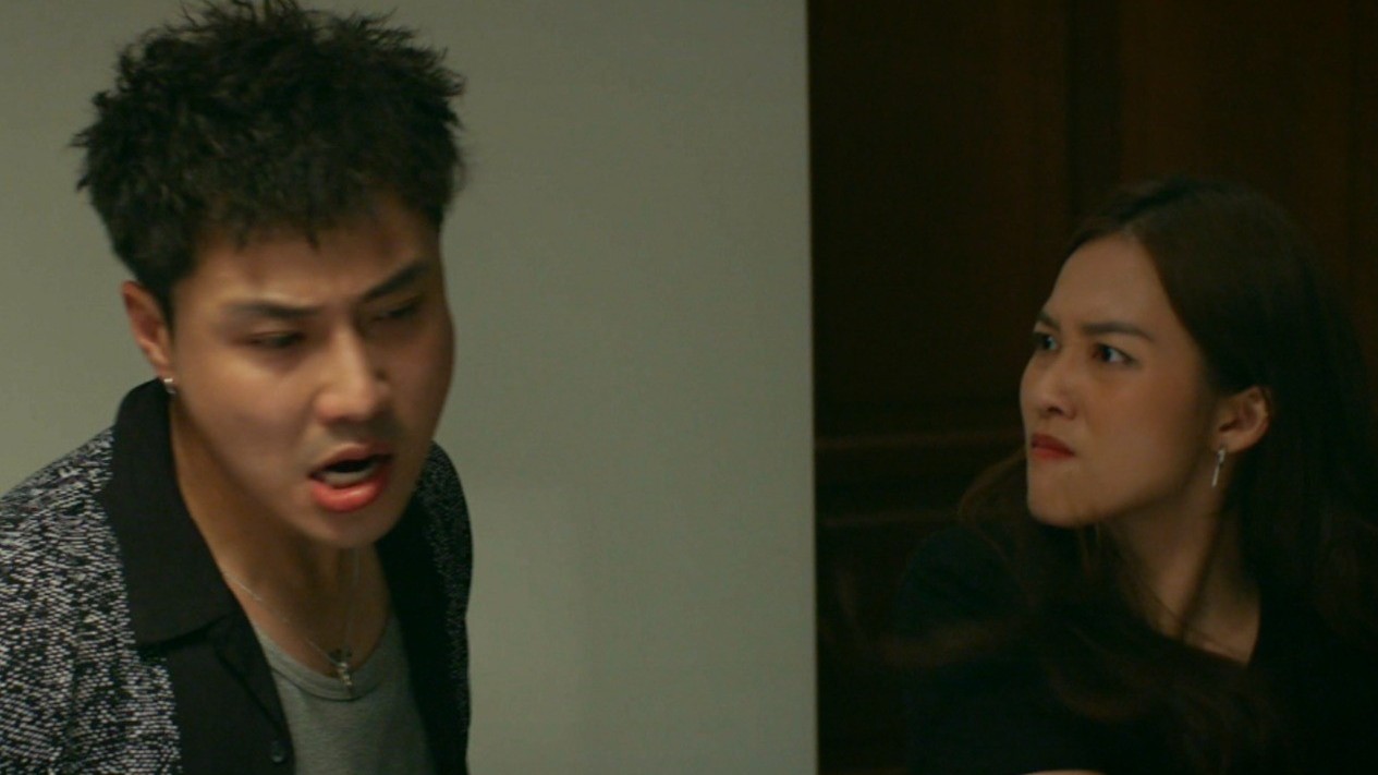 Thanh Sơn nhận 'bão' lời khen trong phim Gia đình mình vui bất thình lình