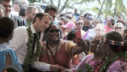 Tổng thống Pháp công du Thái Bình Dương: Chuyến thăm của những 