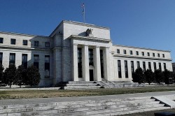Fed ra cảnh báo 'nóng' về kinh tế Mỹ