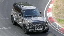 Lộ diện Land Rover Defender phiên bản mới tại Đức