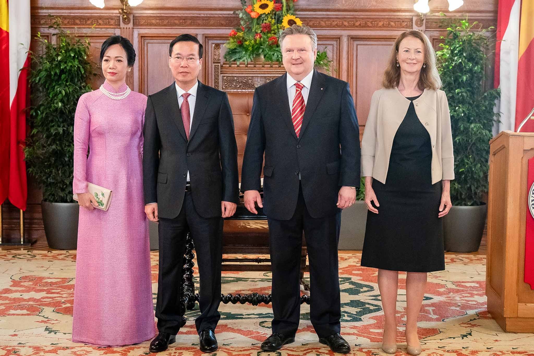 Những hình ảnh ấn tượng của Chủ tịch nước Võ Văn Thưởng trong chuyến thăm chính thức Áo