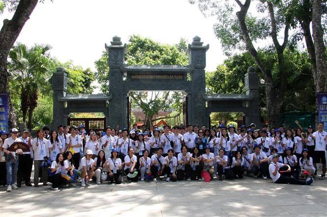 Trại Hè Việt Nam 2023: Những hoạt động ý nghĩa trên quê Bác Trại Hè Việt Nam 2023: Những hoạt động ý nghĩa trên quê hương Bác Hồ