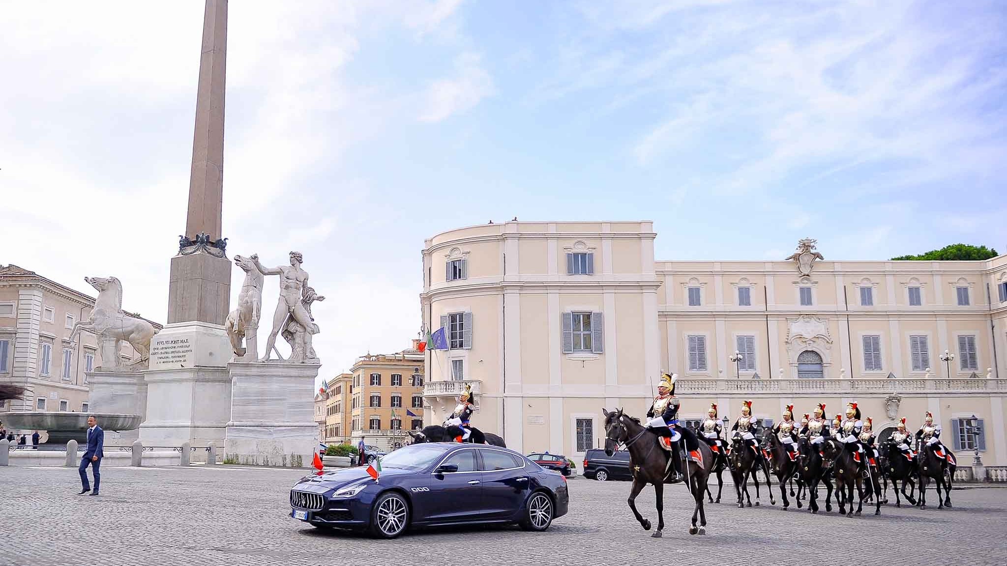 Italy dùng kỵ binh trong lễ đón chính thức Chủ tịch nước Võ Văn Thưởng và Phu nhân