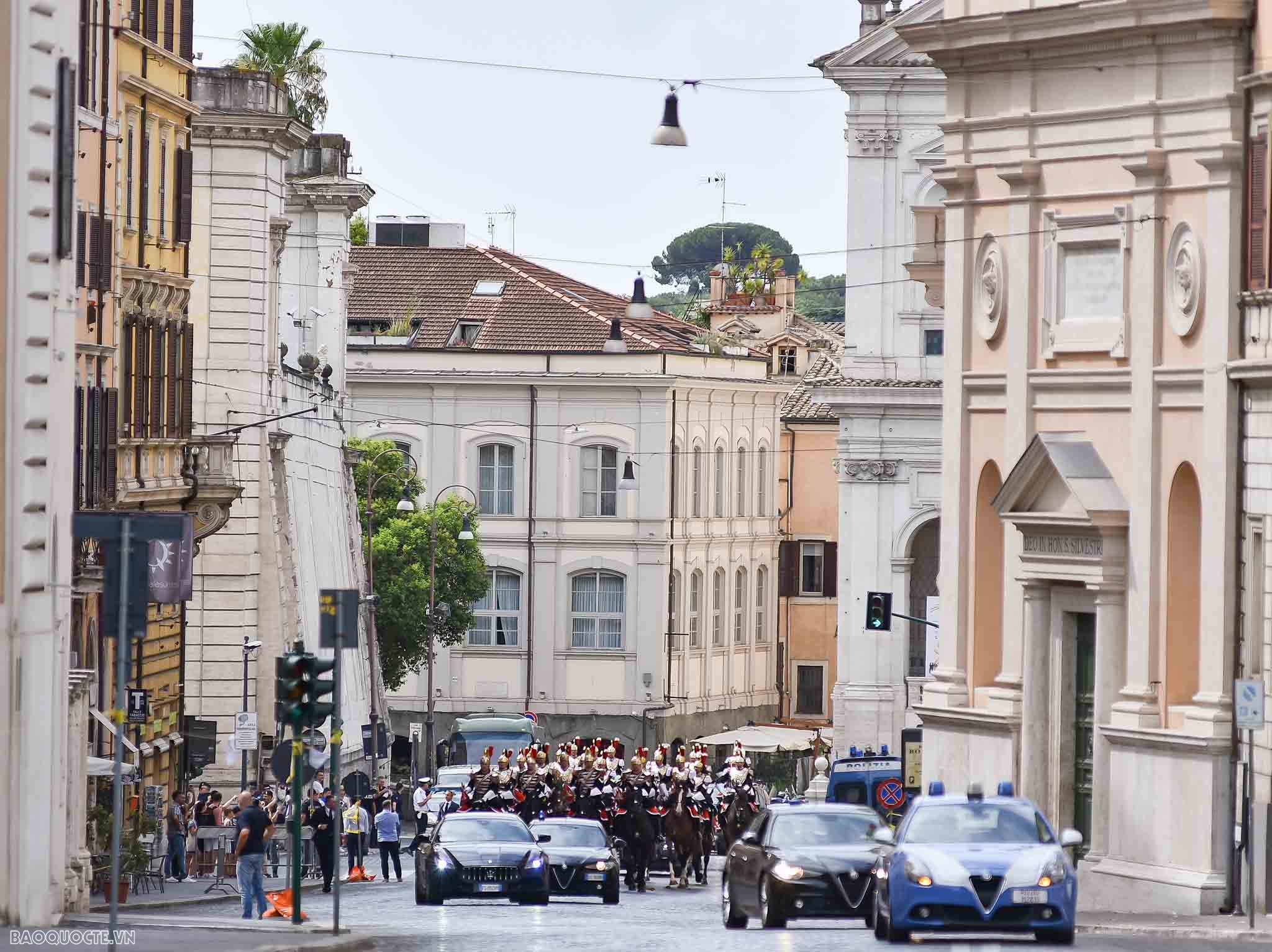 Tổng thống Italy chủ trì trọng thể Lễ đón chính thức Chủ tịch nước Võ Văn Thưởng và Phu nhân