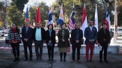Ủy ban ASEAN tại Santiago, Chile thăm thị trấn San Felipe và tặng quà cho trẻ em tự kỷ