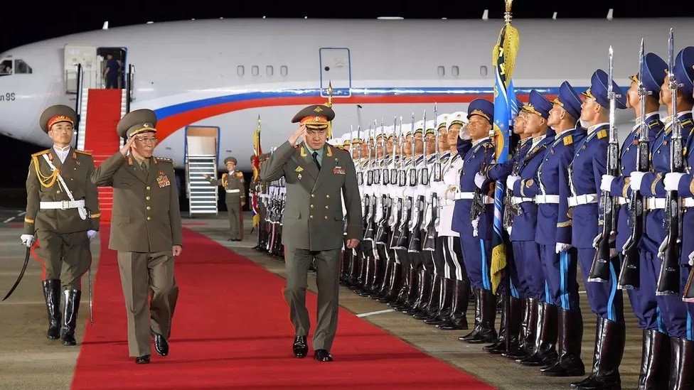 Triều Tiên đón phái đoàn Trung Quốc tới dự lễ kỷ niệm Ngày Chiến thắng, 	Lãnh đạo Triều Tiên và Bộ trưởng Quốc phòng Nga bàn về an ninh, quốc phòng