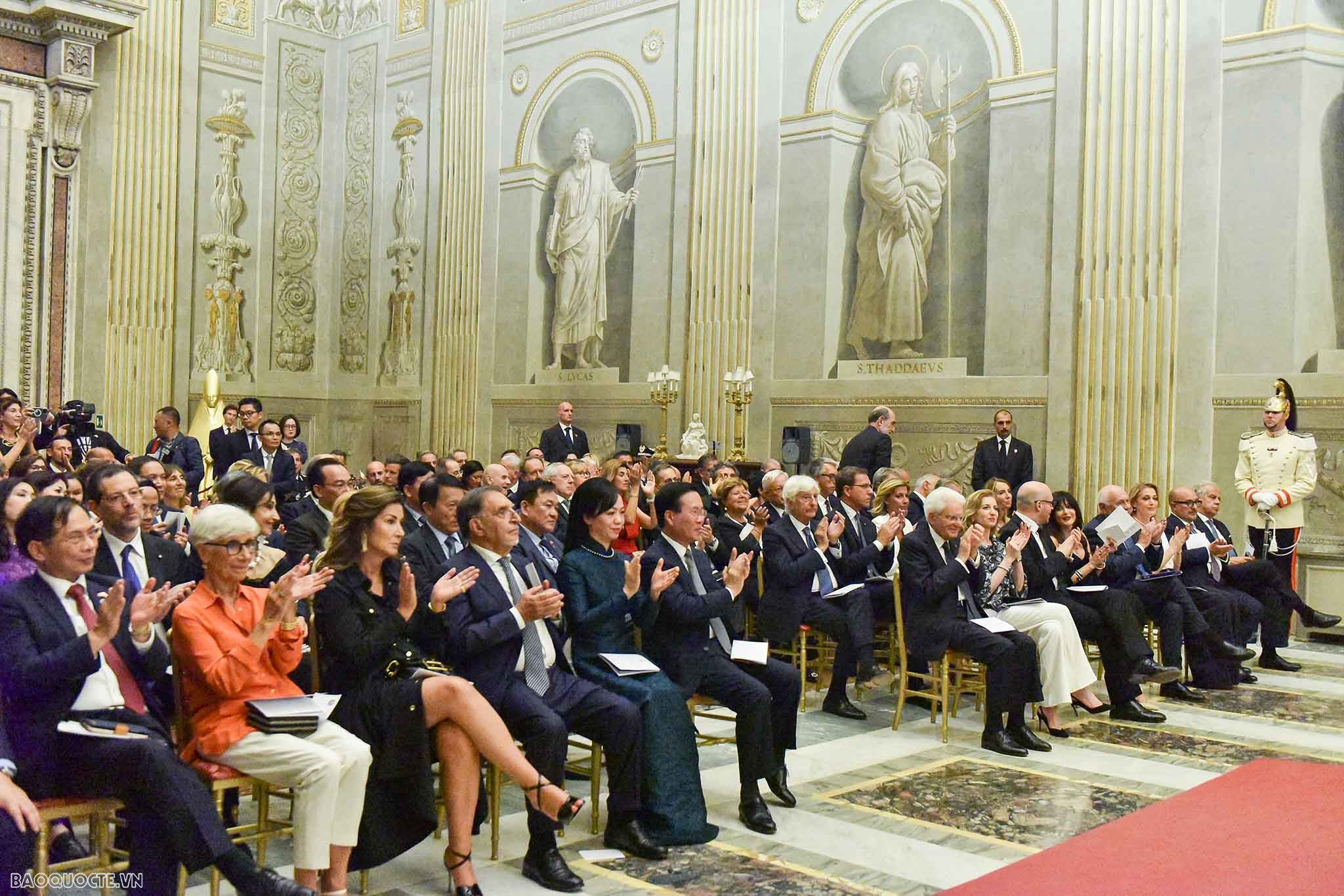 Điểm lại những hình ảnh ấn tượng của Chủ tịch nước và Phu nhân trong chuyến thăm Italy và Toà thánh Vatican