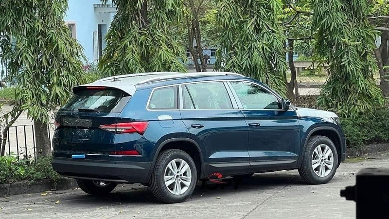 Skoda Kodiaq xuất hiện tại trung tâm đăng kiểm xe mới ở Hà Nội hai lần trước đó.