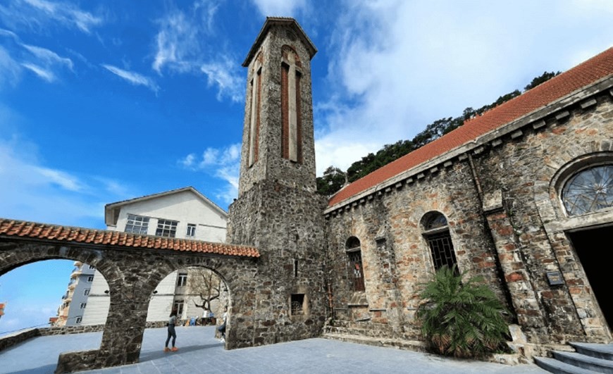 The Stone Church of Tam Dao is a popular tourist attraction that draws increasing numbers of visitors. (Photo: VNA) The Stone Church of Tam Dao is a popular tourist attraction that draws increasing numbers of visitors. (Photo: VNA)