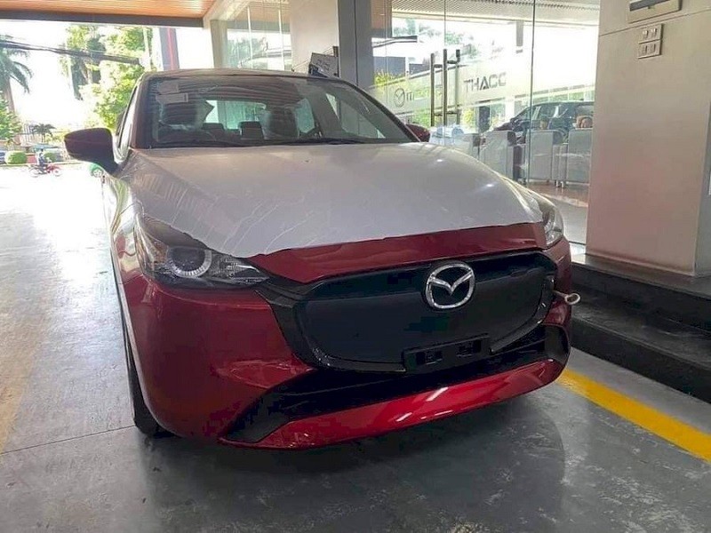 Mazda 2 2023 đã xuất hiện tại đại lý.
