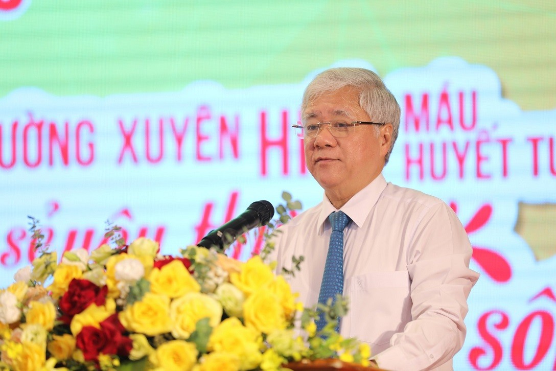 Tôn vinh 100 người hiến máu tiêu biểu toàn quốc năm 2023