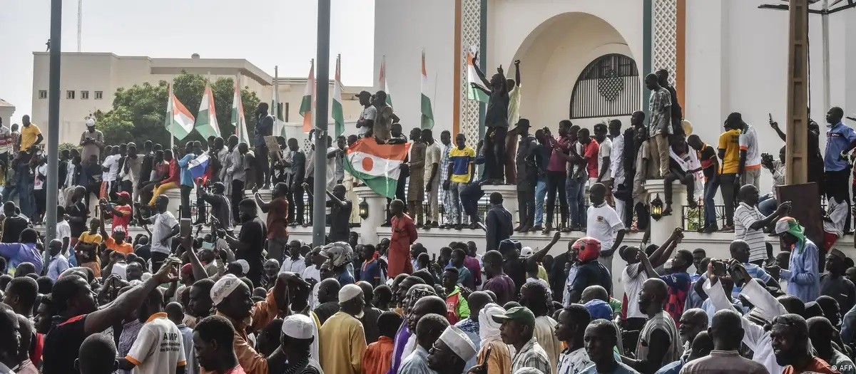 Đảo chính ở Niger: Thêm nhiều quan chức cấp cao bị bắt, ECOWAS cảnh báo sử dụng vũ lực, Italy tìm kiếm ‘lối thoát’ cho cuộc khủng hoảng