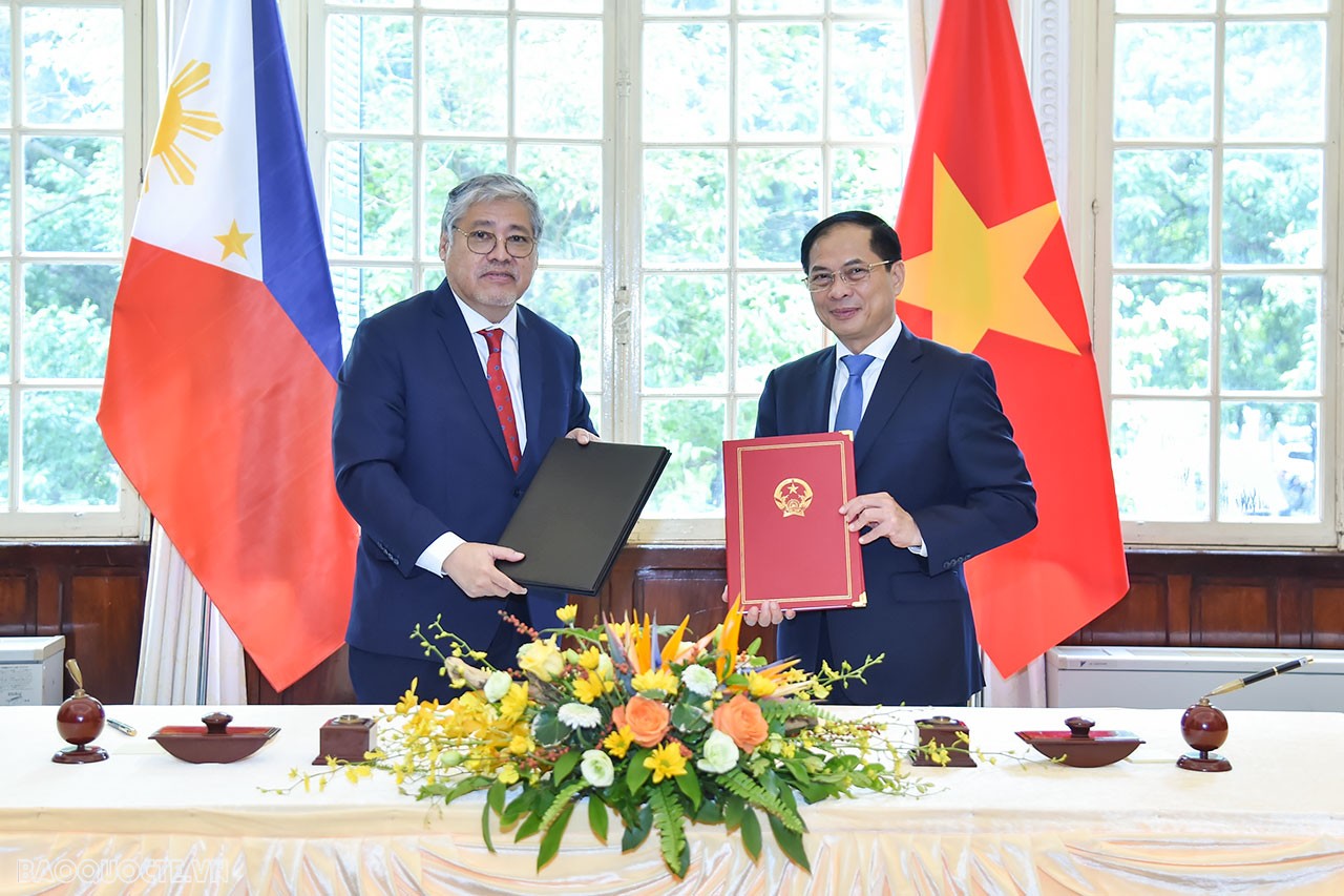 10th meeting of Vietnam-Philippines Joint Commission on Bilateral Cooperation held in Hanoi