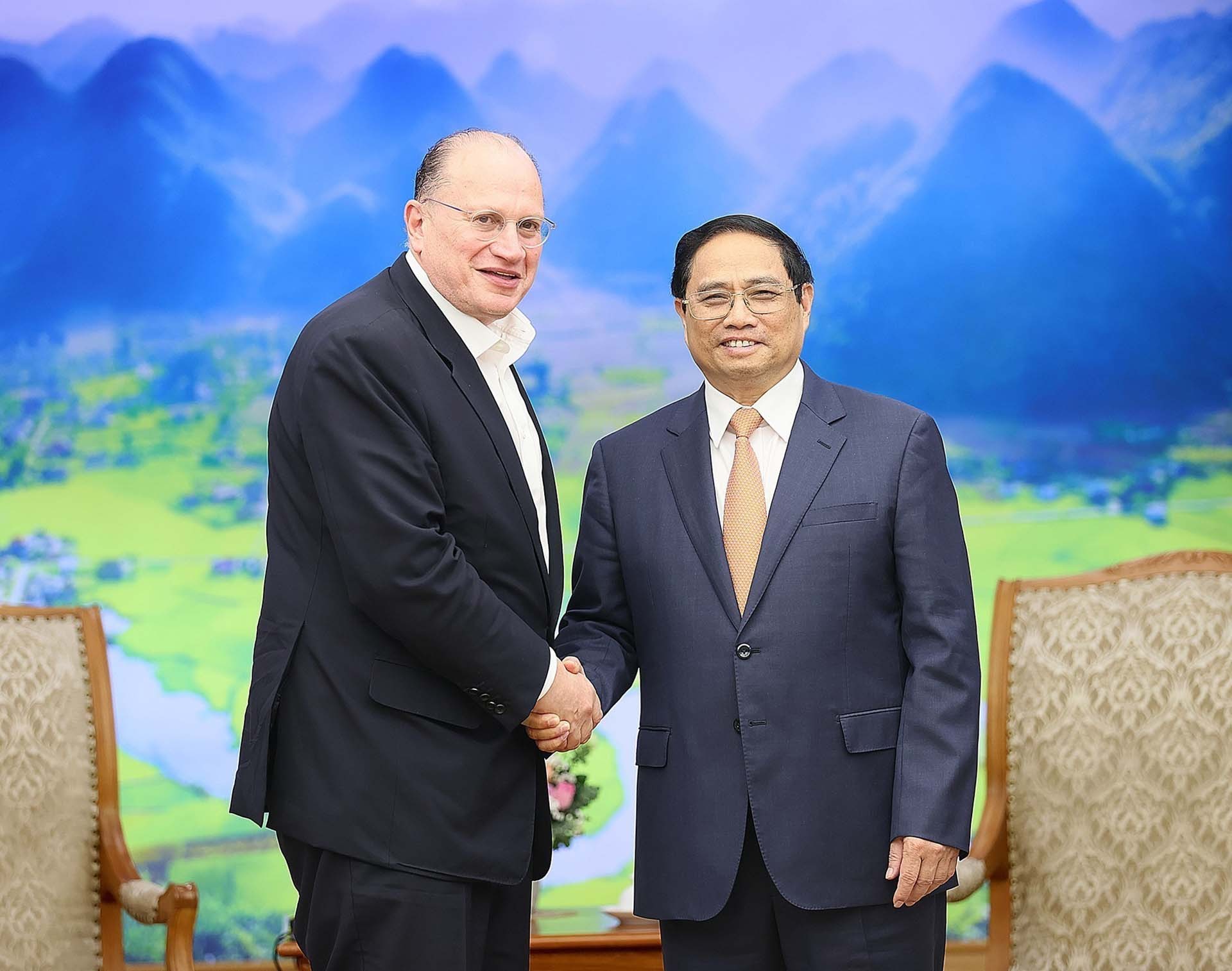 Thủ tướng Phạm Minh Chính tiếp ông Mark Tucker, Chủ tịch Tập đoàn HSBC (Vương quốc Anh). (Nguồn: TTXVN)
