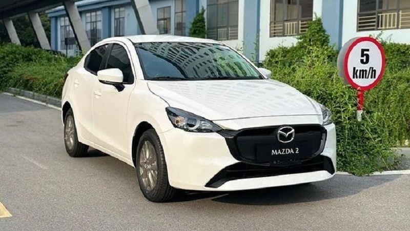 Lộ trang bị mới trên Mazda 2 2023 bản tiêu chuẩn cho thị trường Việt Nam