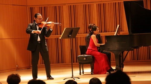 Quỳnh Nguyễn - tài năng piano gốc Việt giành Giải thưởng Âm nhạc Toàn cầu tại Mỹ