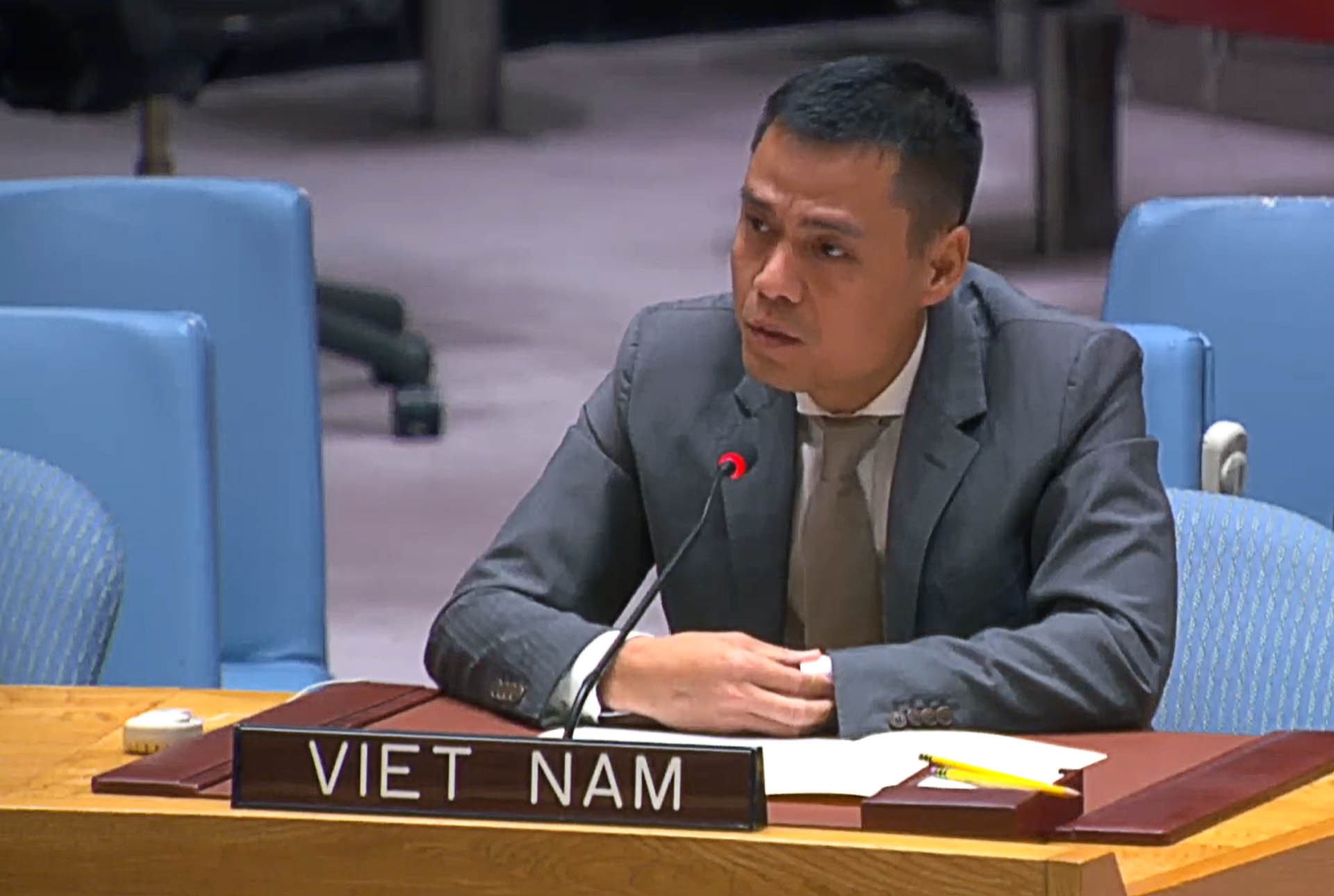 Đại sứ Đặng Hoàng Giang, Trưởng Phái đoàn thường trực Việt Nam tại Liên hợp quốc phát biểu tại phiên thảo luận. 