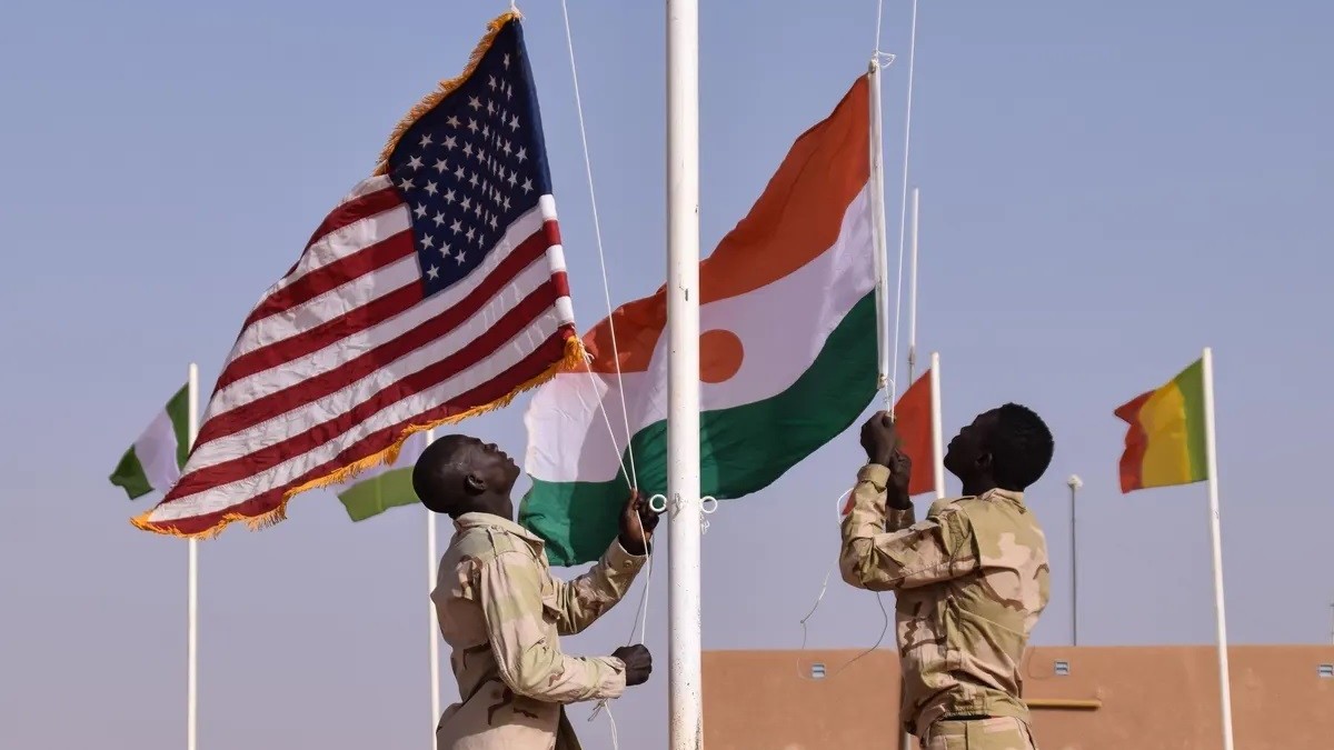 Vụ đảo chính ở Niger: Tổng thống Bazoum nói về hậu quả tàn khốc, Mỹ khẳng định cánh cửa ngoại giao chưa khép lại