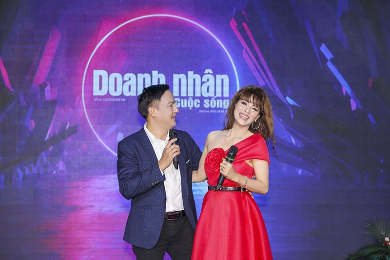 Nhà báo – MC Nguyễn Duy Mạnh Nhà báo – MC Nguyễn Duy Mạnh