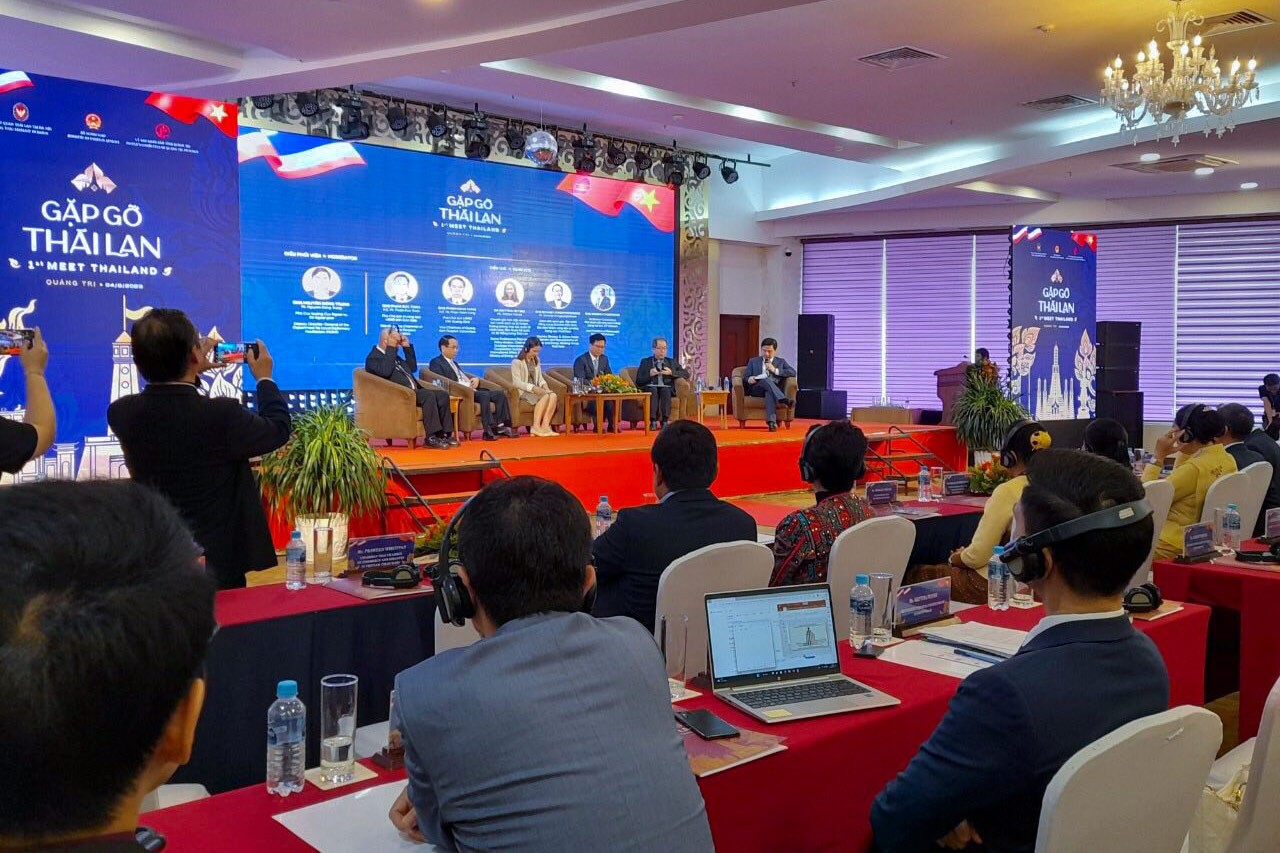 Việt Nam lần đầu tiên tổ chức Hội nghị Gặp gỡ Thái Lan
