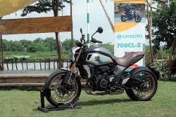 Cận cảnh mô tô CFMoto 700 CL-X vừa ra mắt tại Việt Nam, giá bán 169 triệu đồng