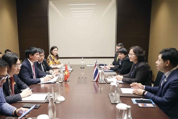 NA General Secretary meets Thai, Indonesian, Lao counterparts  in Jakarta