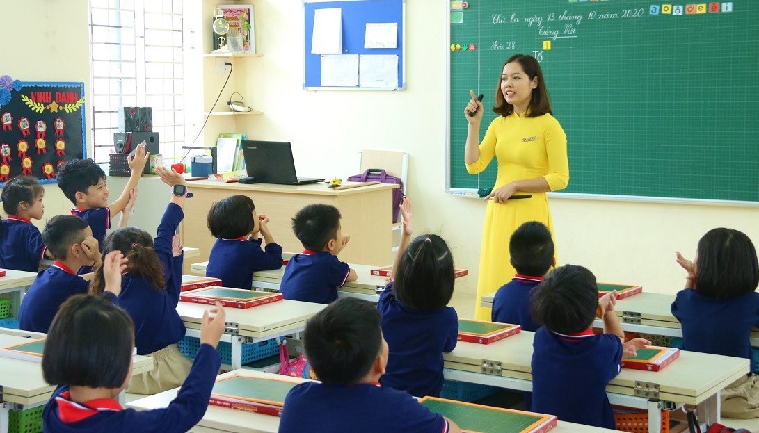 2.500 giáo viên viết tâm thư mong bỏ thi thăng hạng, Sở Nội vụ Hà Nội nói gì?