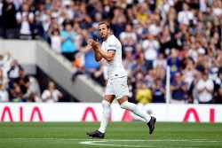 Harry Kane chỉ rời Tottenham trước khi Ngoại hạng Anh khởi tranh mùa giải 2023/2024 (ngày 12/8)