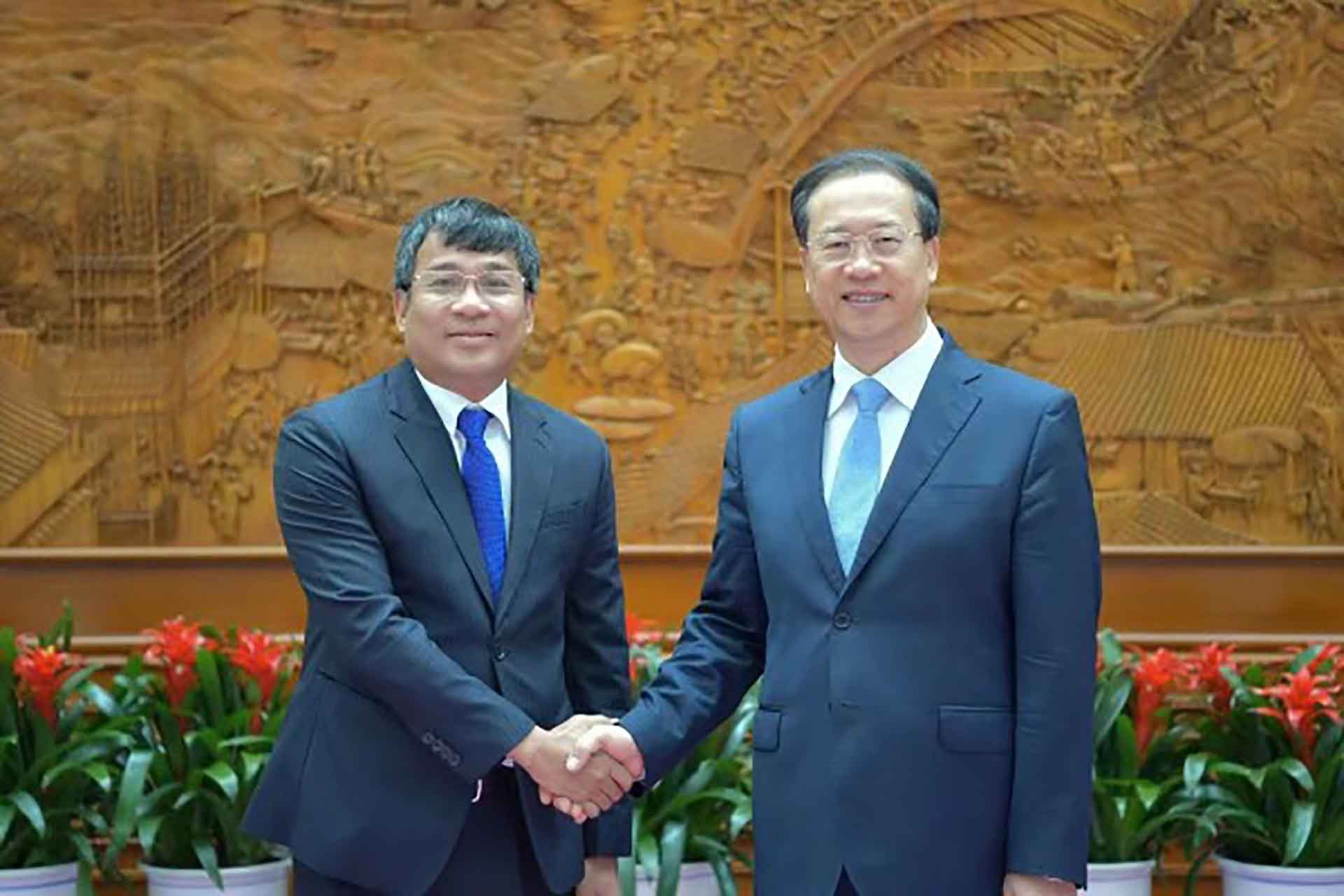 Permanent Deputy FM Nguyen Minh Vu visits China