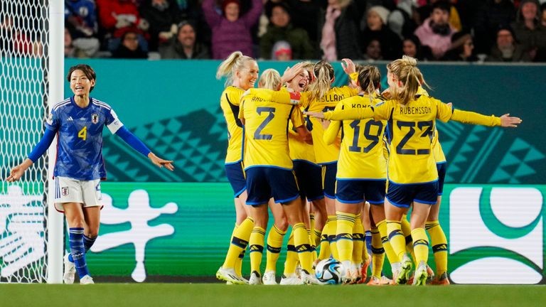 Đội tuyển nữ Thụy Điển giành vé vào bán kết World Cup nữ 2023 và sẽ thi đấu với nữ Tây Ban Nha